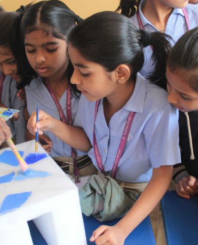 lab at podar education school - showcasing collaborative learning and modern lab facilities